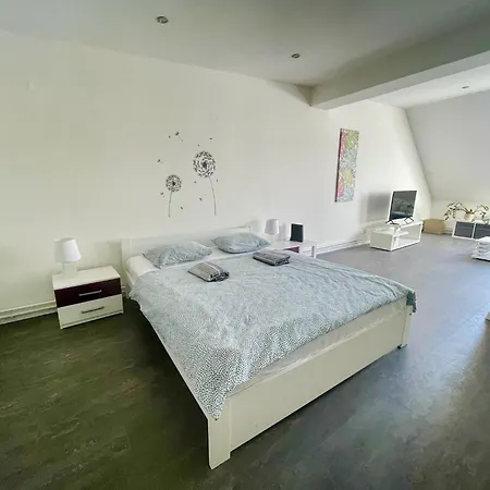 With Cathedral View Διαμέρισμα